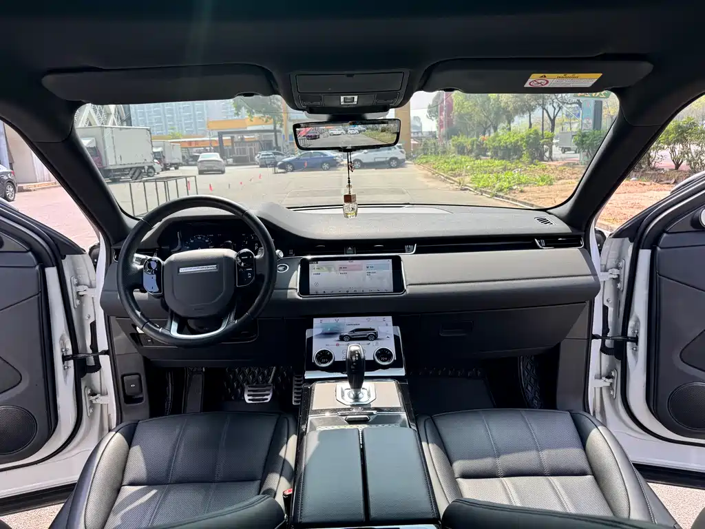 Land Rover Evoque — фото 7