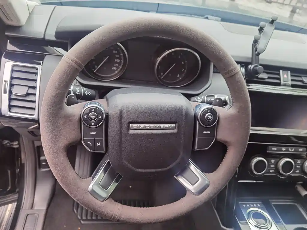 Land Rover Discovery — фото 10