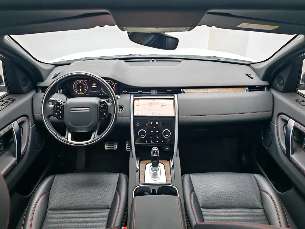 Land Rover Discovery Sport — фото 15