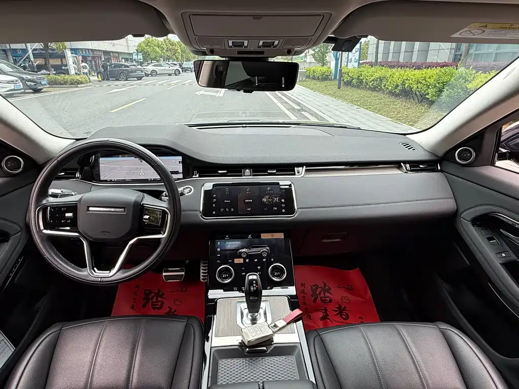 Land Rover Evoque — фото 10