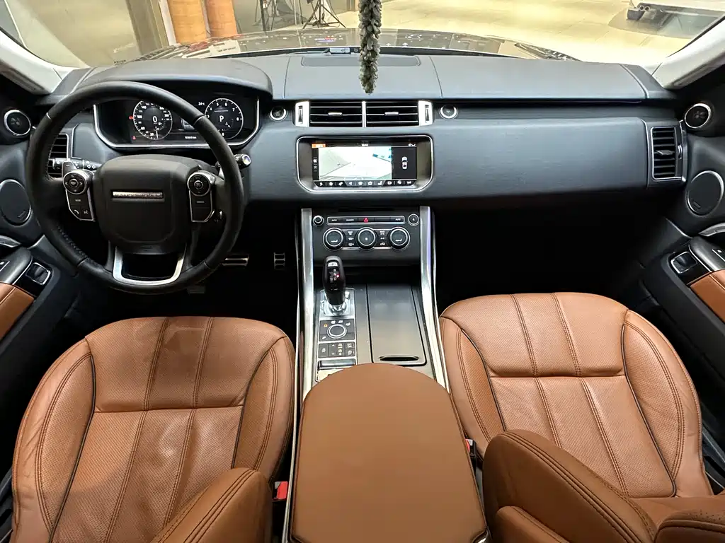 Land Rover Sport — фото 11