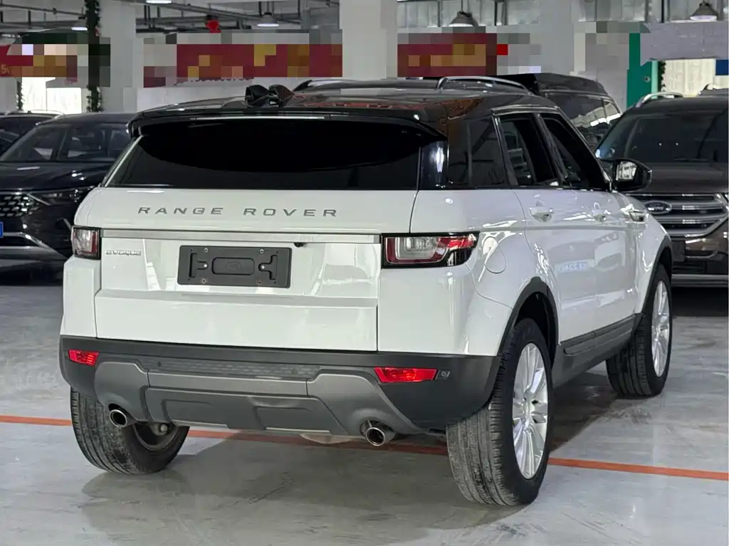 Land Rover Evoque — фото 6