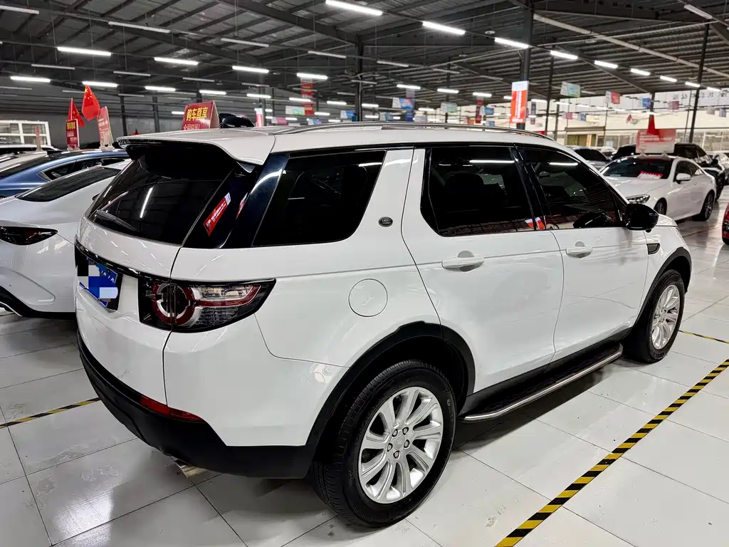 Land Rover Discovery Sport — фото 4