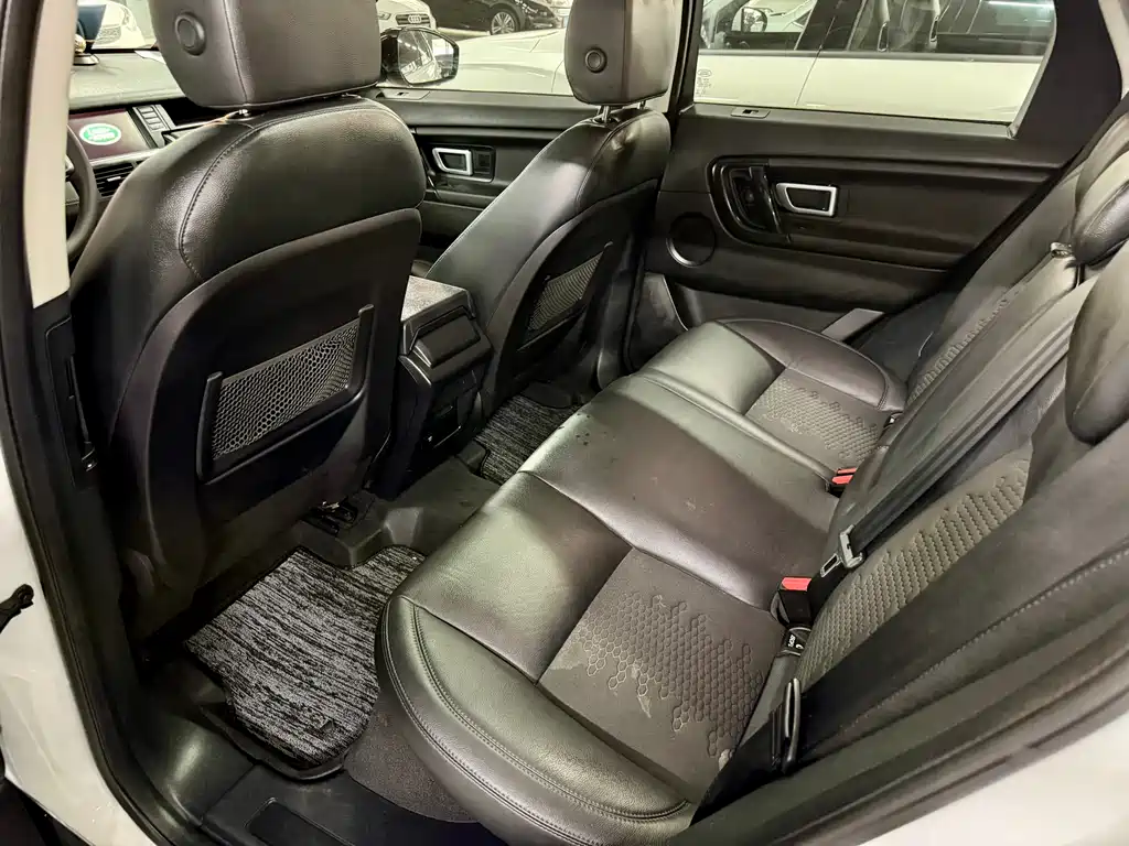 Land Rover Discovery Sport — фото 8