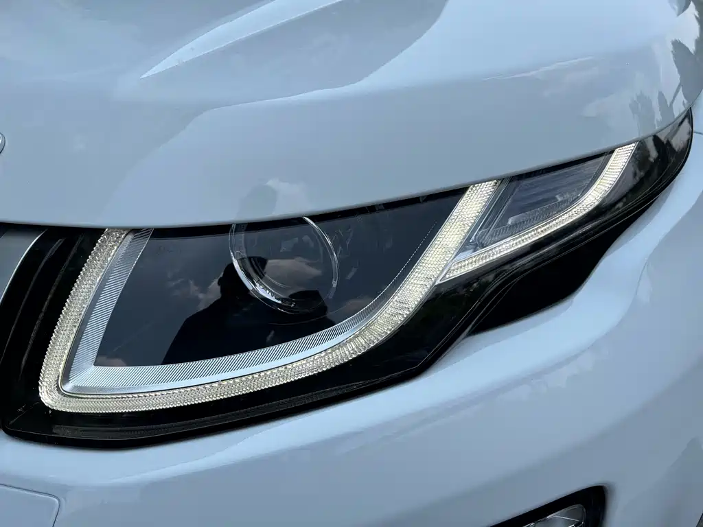 Land Rover Evoque — фото 22