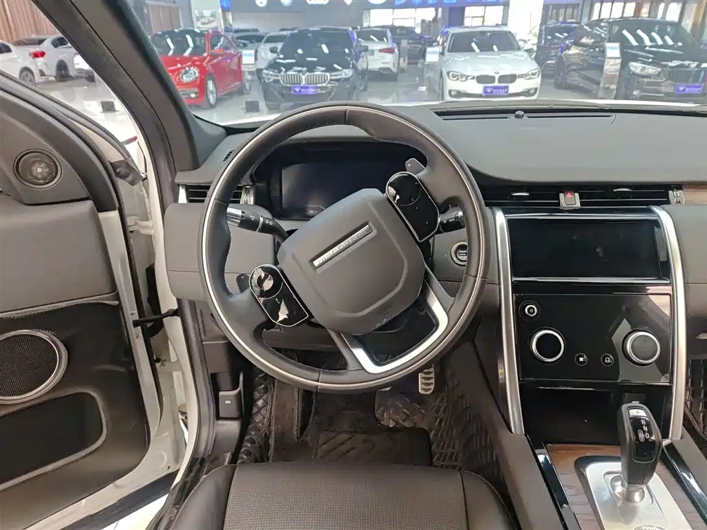 Land Rover Discovery Sport — фото 11