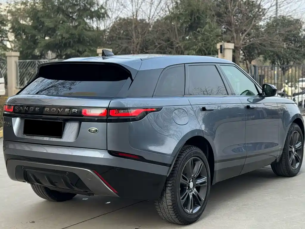 Land Rover Velar — фото 14