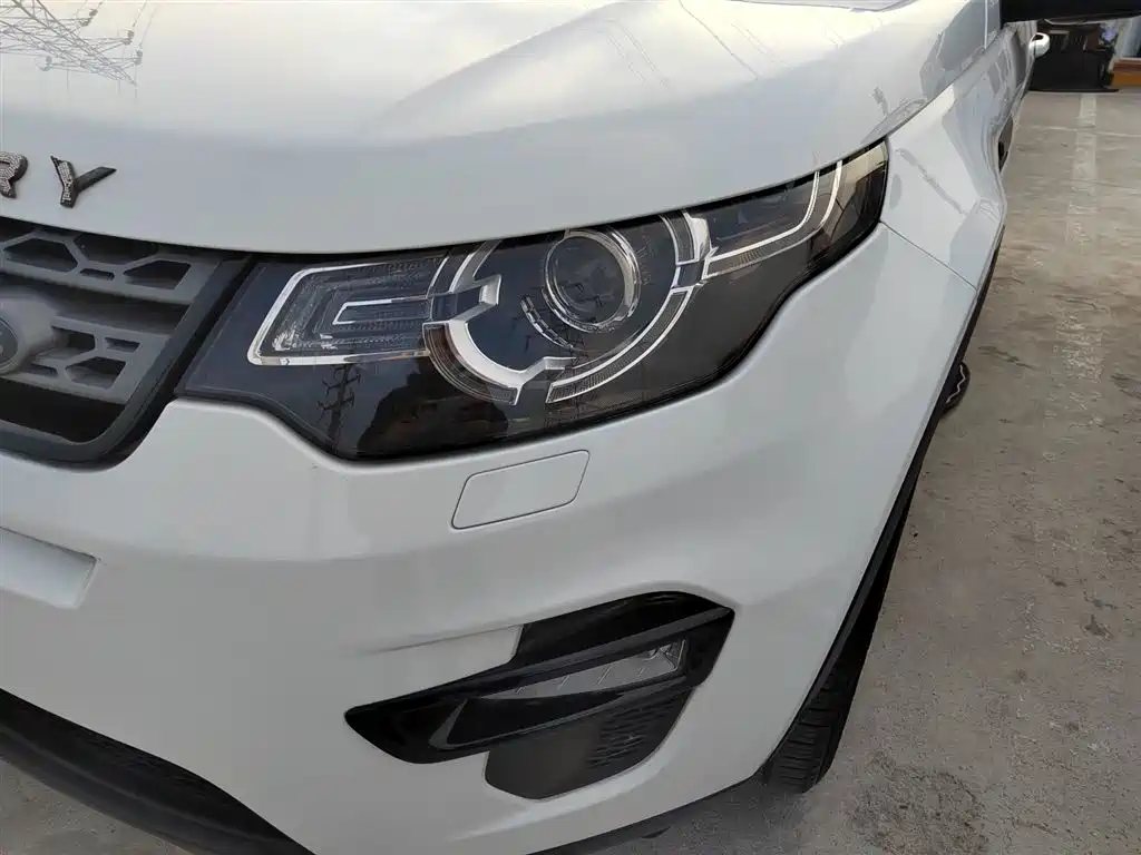 Land Rover Discovery Sport — фото 24