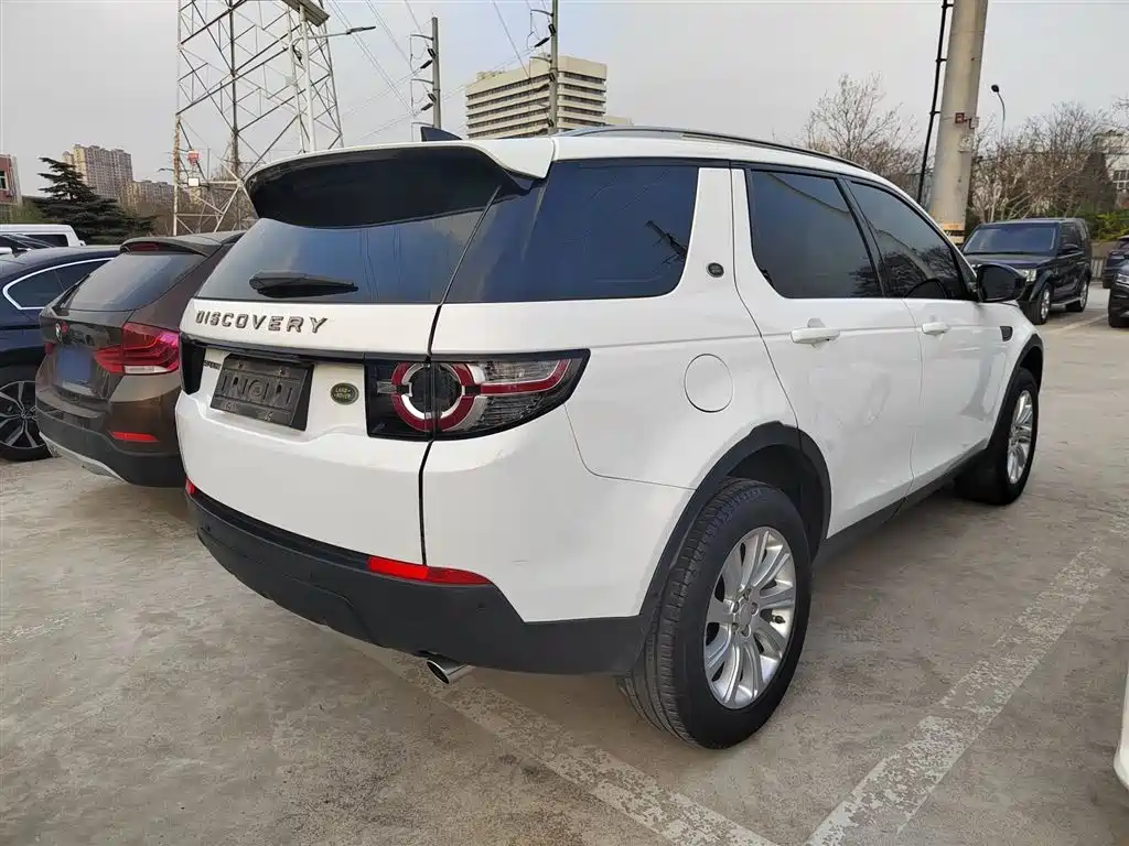Land Rover Discovery Sport — фото 7
