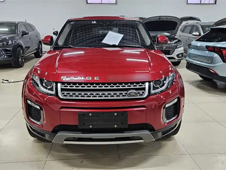 Land Rover Evoque — фото 24