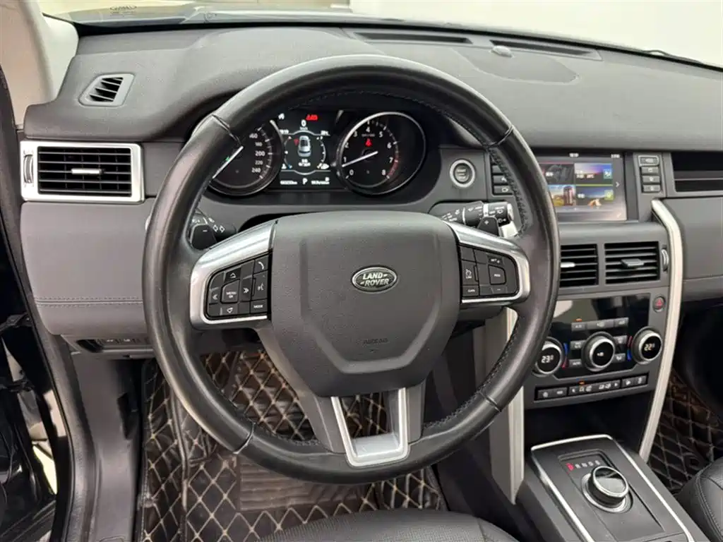 Land Rover Discovery Sport — фото 14
