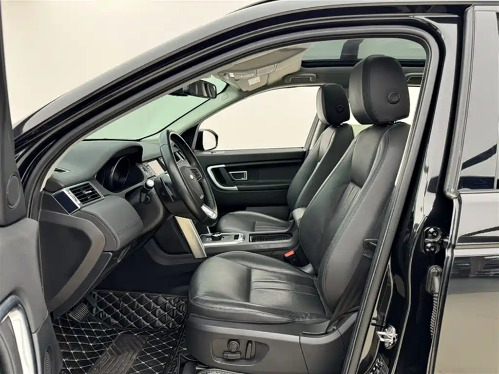 Land Rover Discovery Sport — фото 17