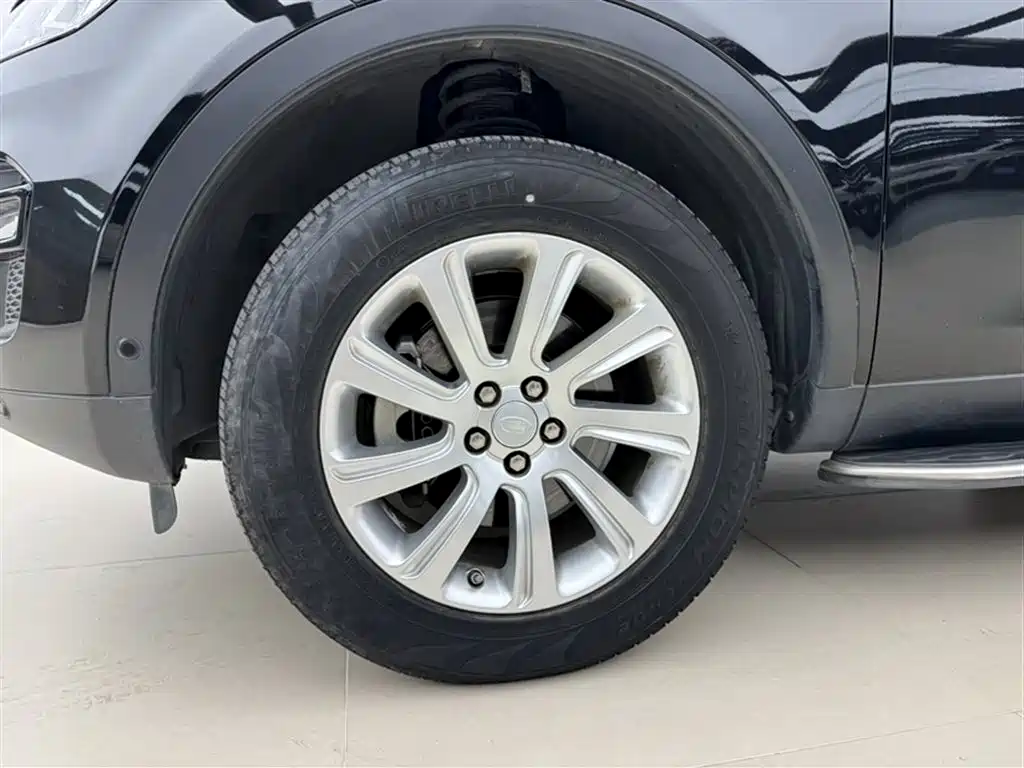 Land Rover Discovery Sport — фото 10
