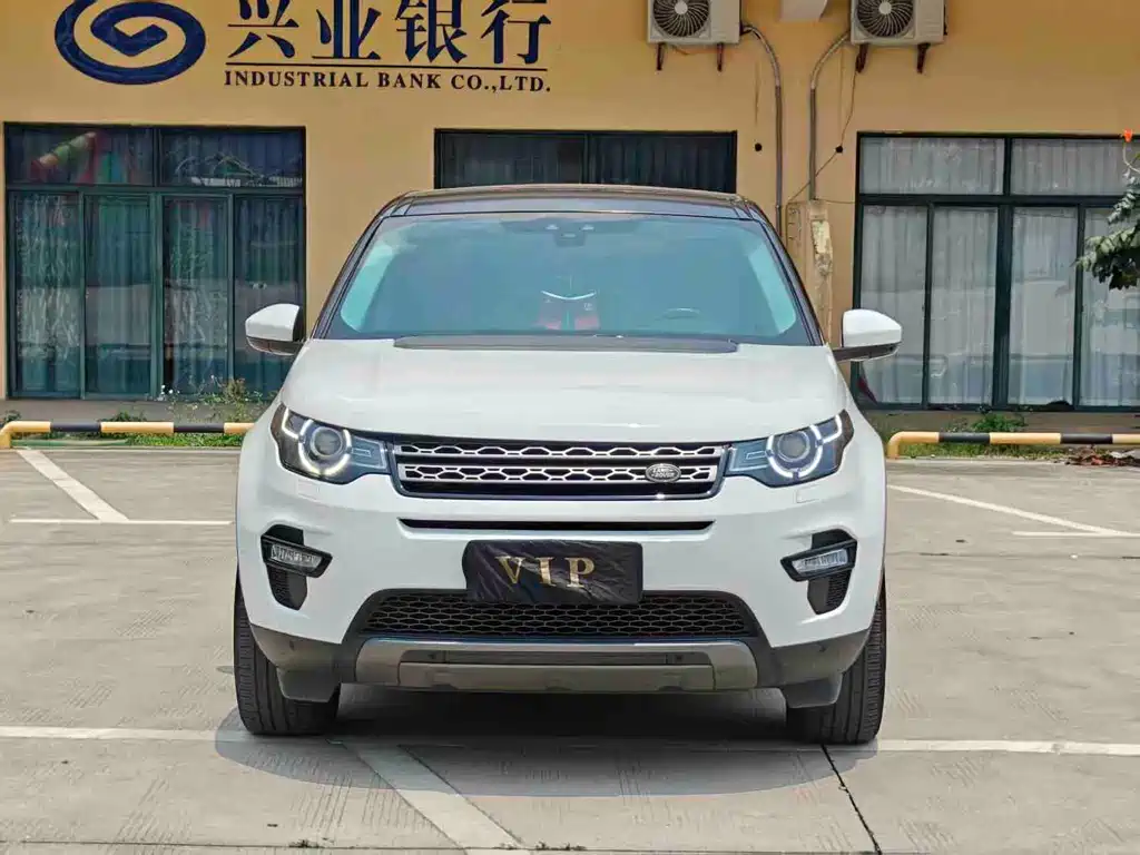 Land Rover Discovery Sport — фото 11