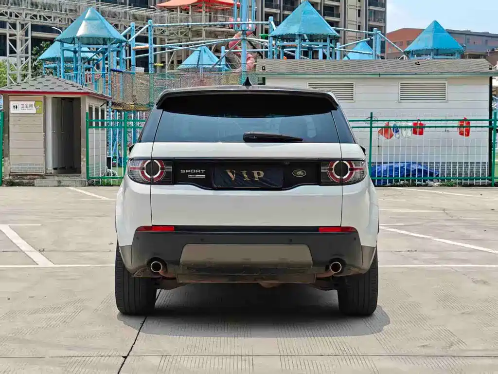 Land Rover Discovery Sport — фото 17