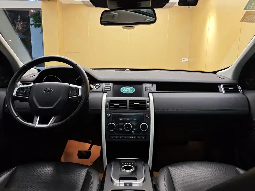 Land Rover Discovery Sport — фото 19