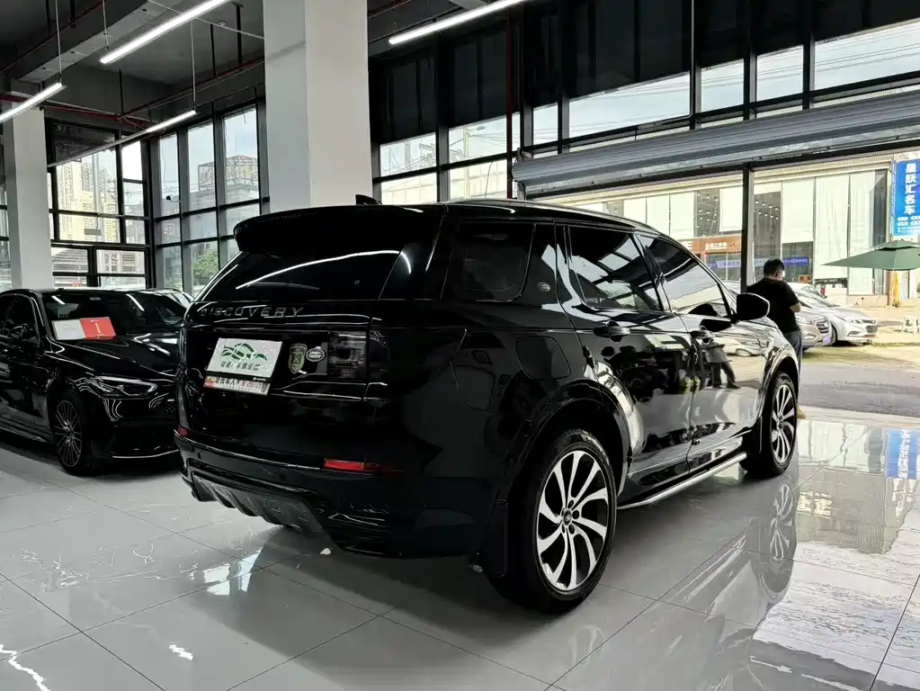 Land Rover Discovery Sport — фото 13