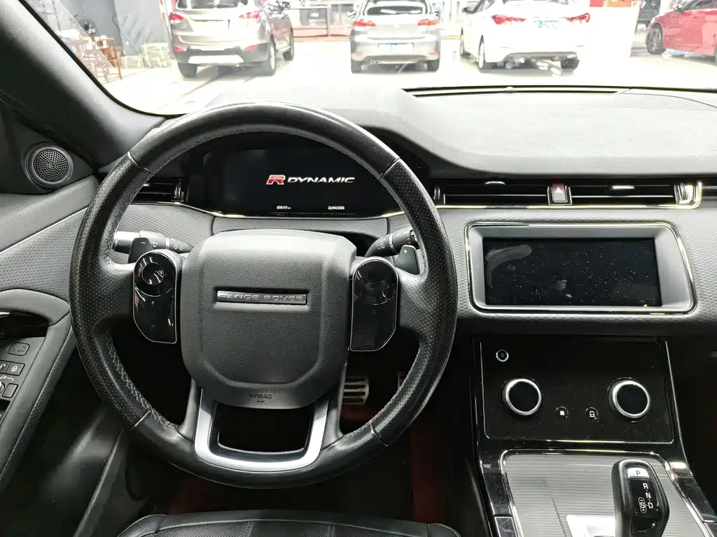 Land Rover Evoque — фото 14