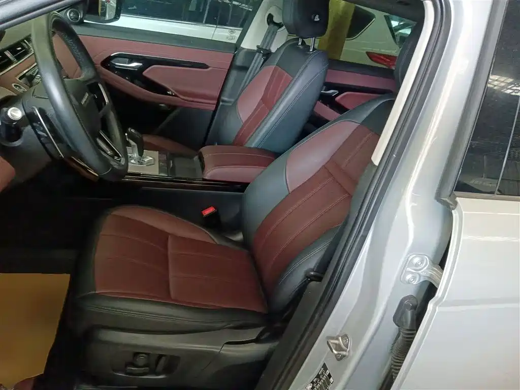 Land Rover Evoque — фото 11