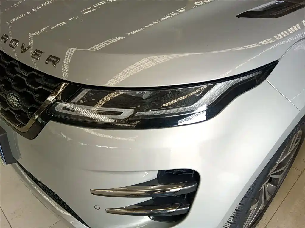 Land Rover Evoque — фото 18