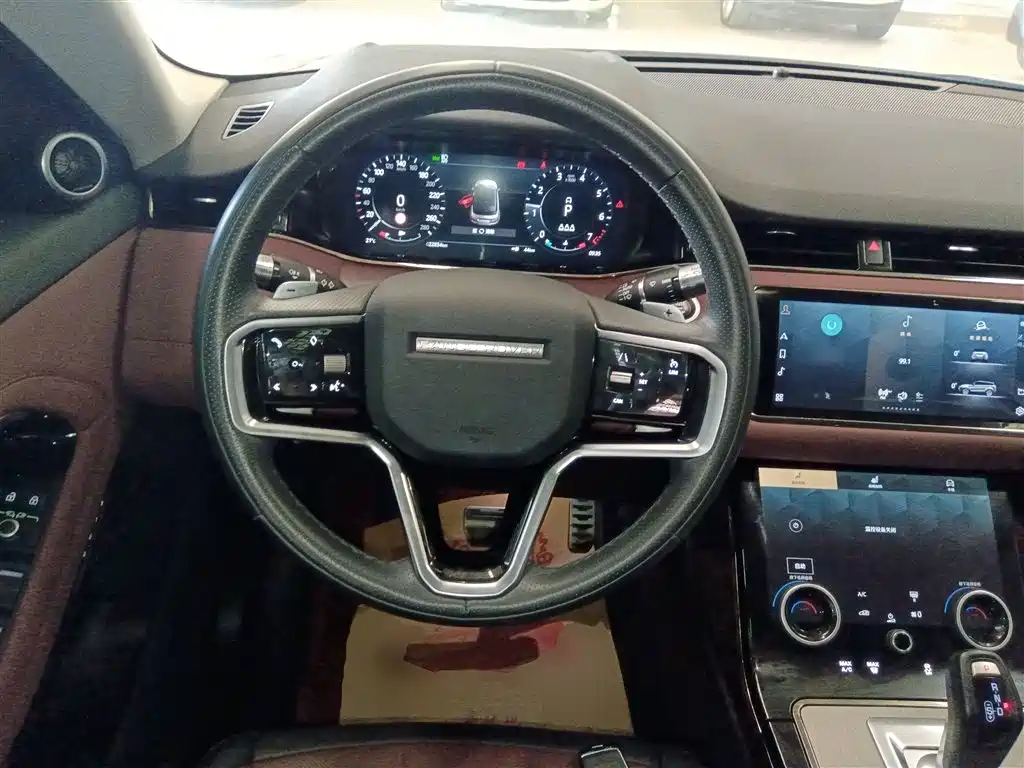 Land Rover Evoque — фото 7