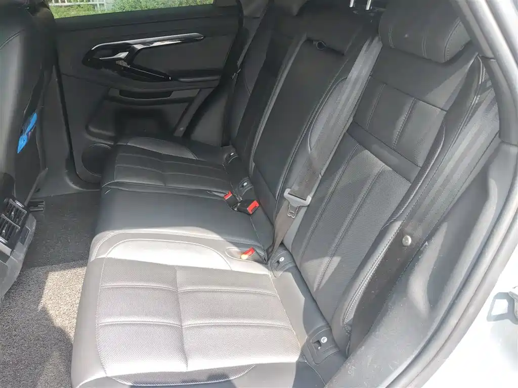 Land Rover Evoque — фото 15