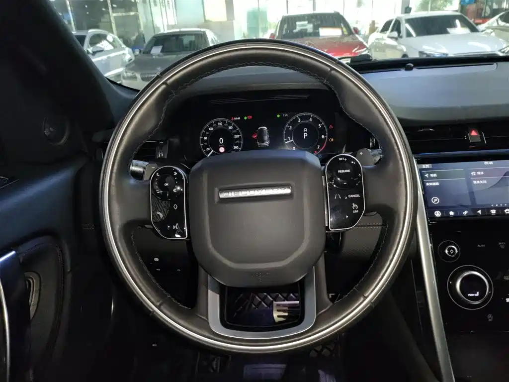 Land Rover Discovery Sport — фото 11