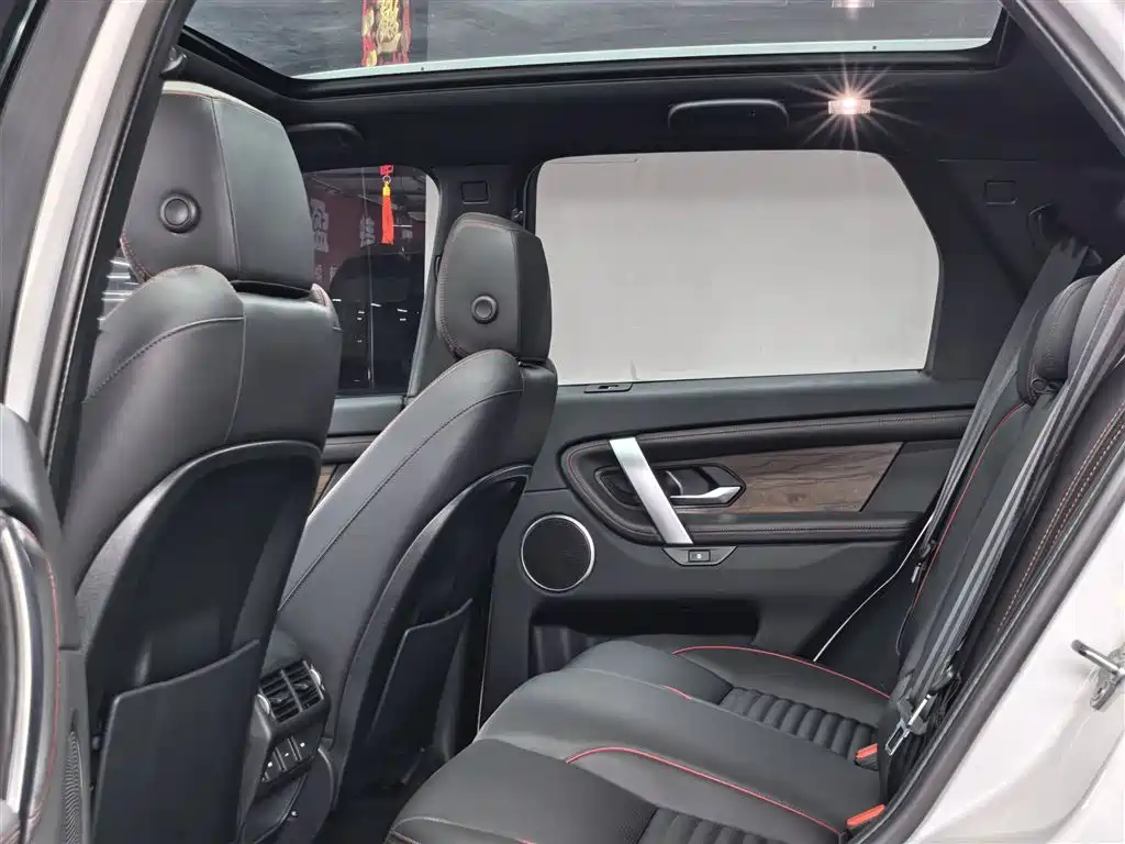 Land Rover Discovery Sport — фото 14