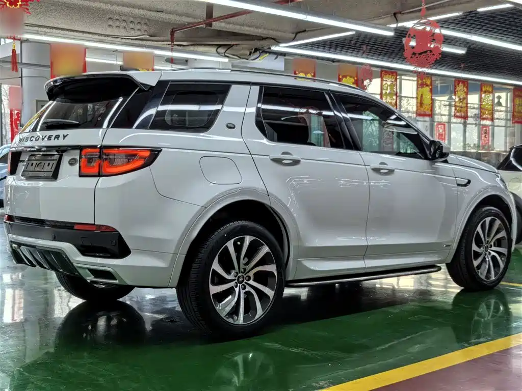 Land Rover Discovery Sport — фото 23