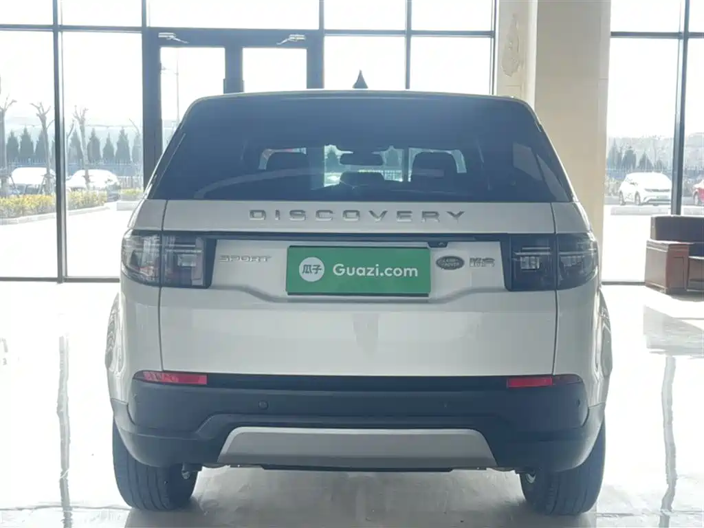 Land Rover Discovery Sport — фото 22