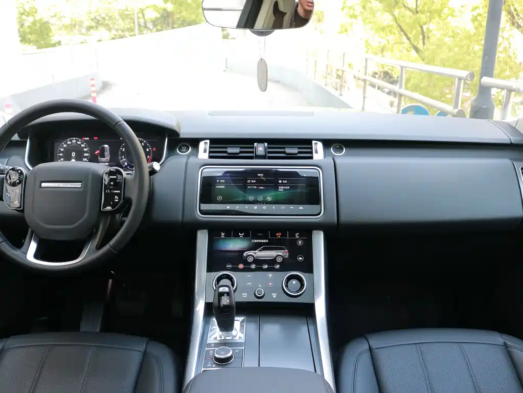 Land Rover Sport — фото 13