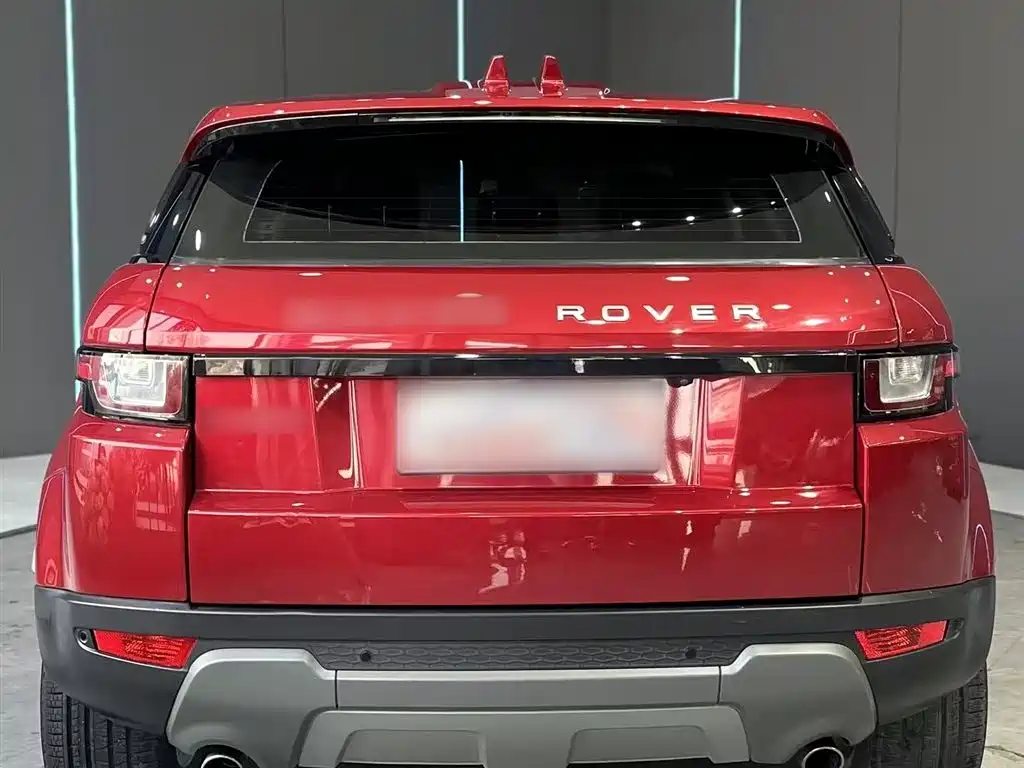 Land Rover Evoque — фото 25