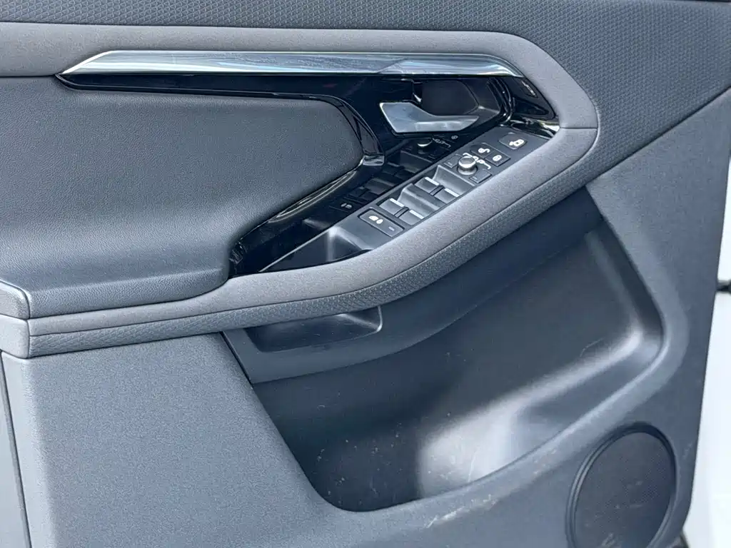 Land Rover Evoque — фото 6