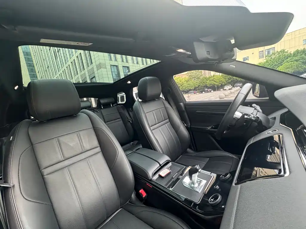 Land Rover Evoque — фото 25