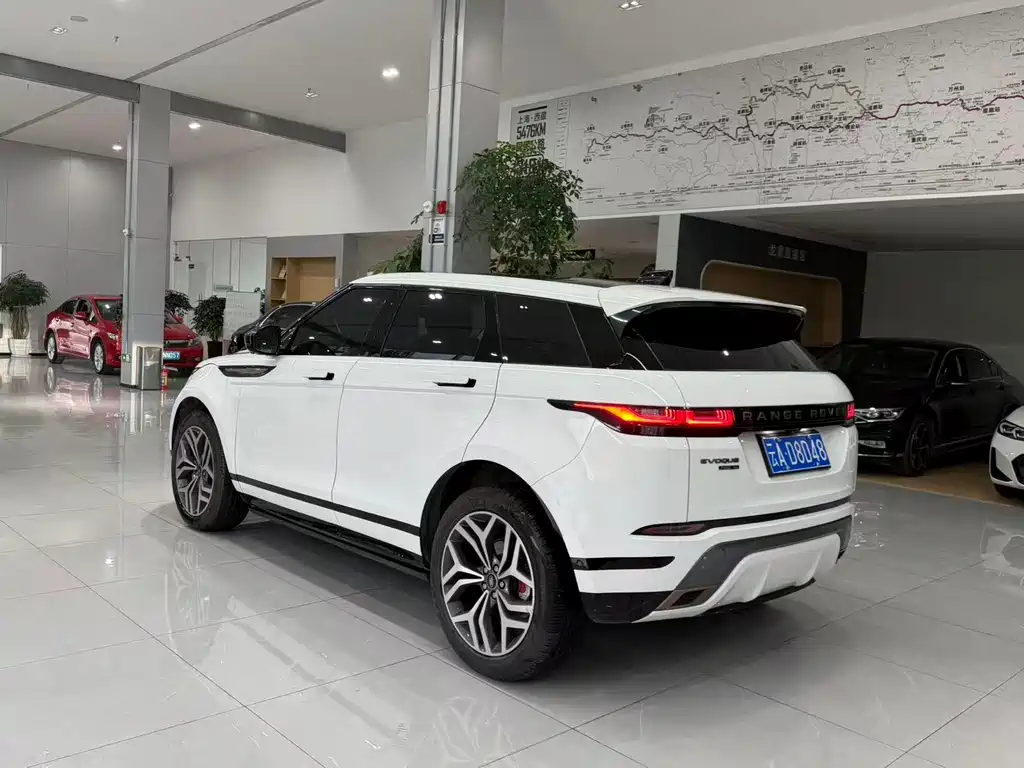 Land Rover Evoque — фото 7