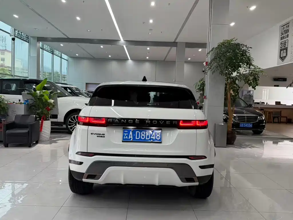 Land Rover Evoque — фото 8