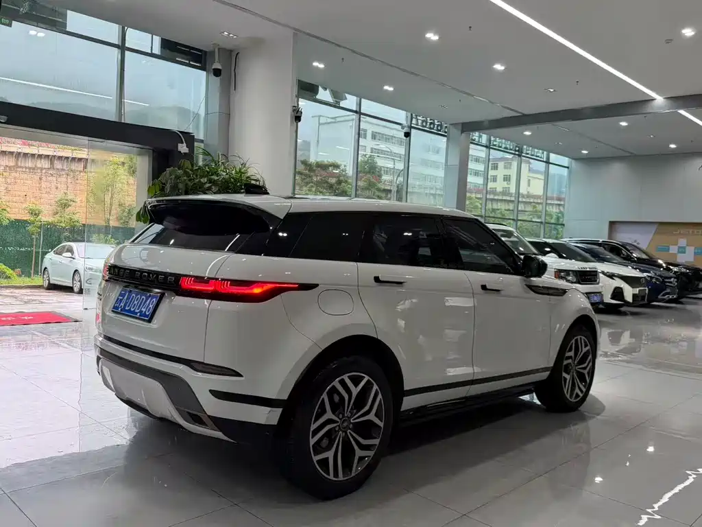 Land Rover Evoque — фото 9