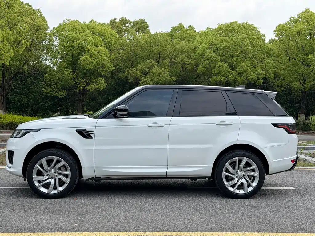 Land Rover Sport — фото 25