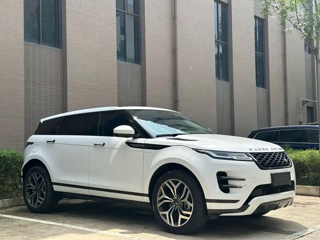 Land Rover Evoque PHEV — фото 3