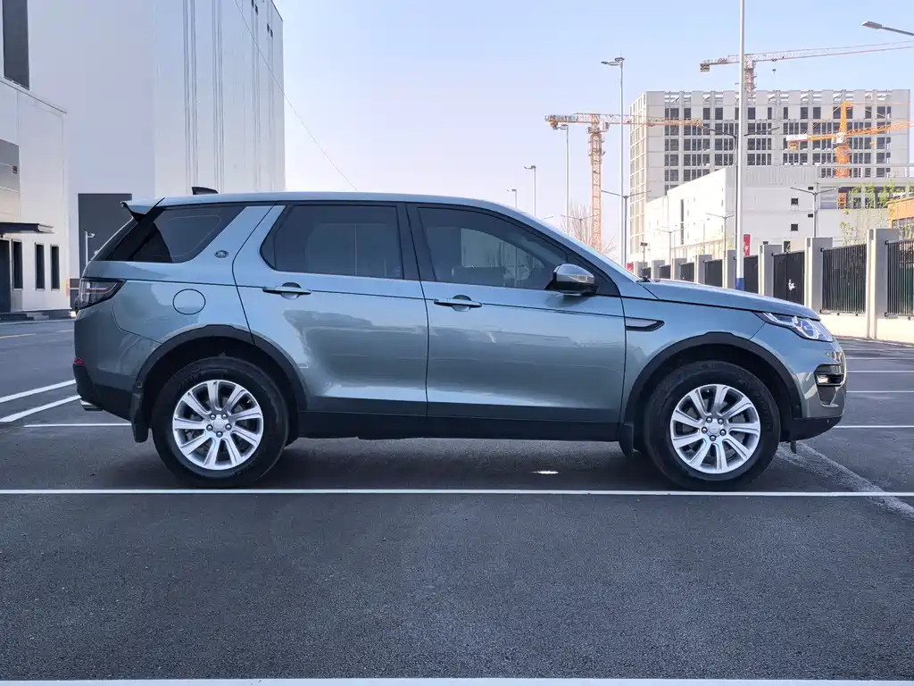 Land Rover Discovery Sport — фото 4