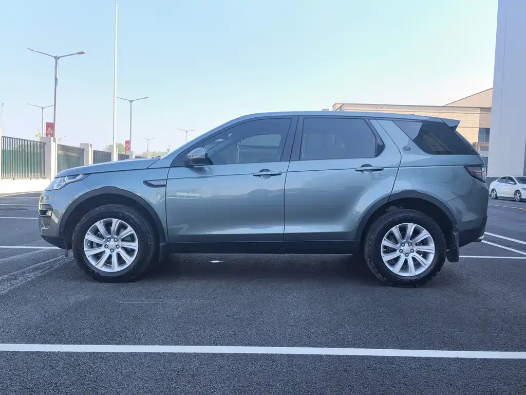 Land Rover Discovery Sport — фото 6