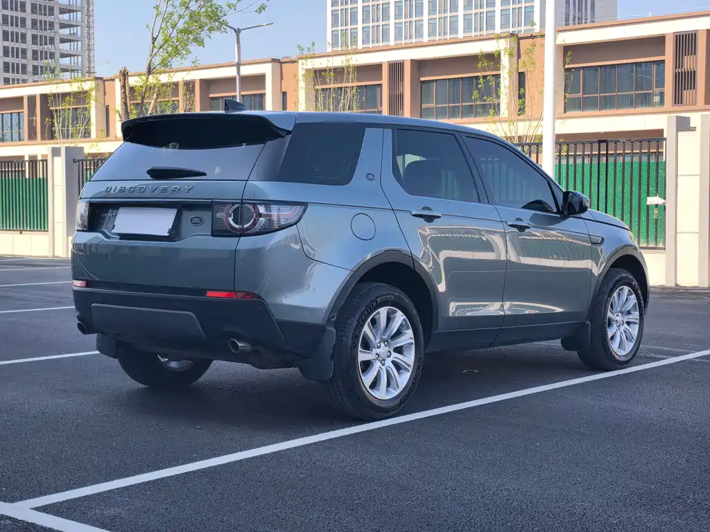 Land Rover Discovery Sport — фото 8