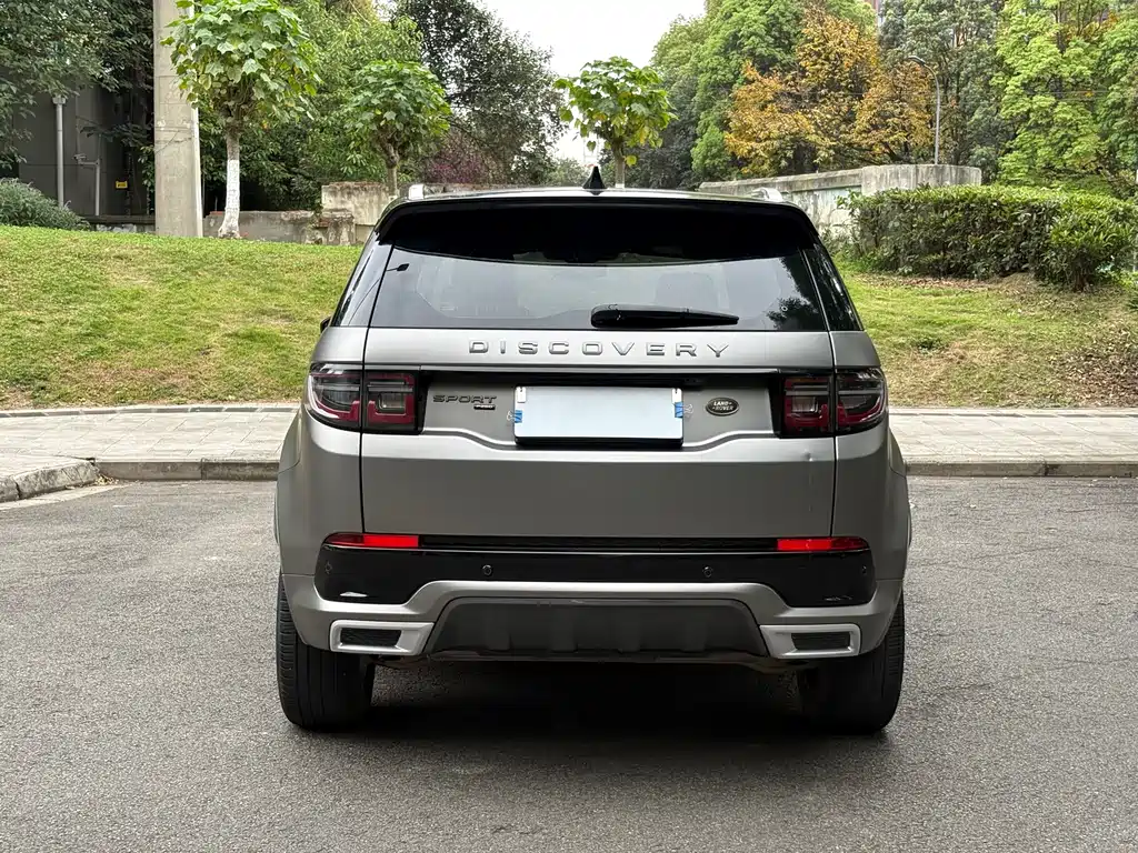 Land Rover Discovery Sport — фото 15