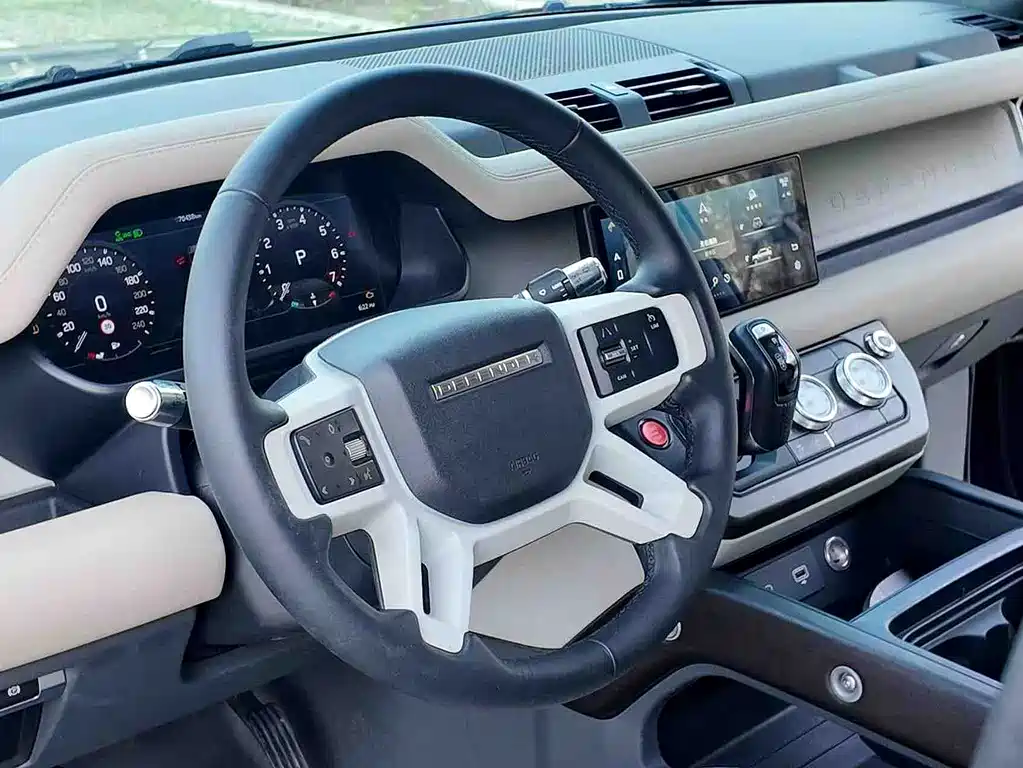Land Rover Defender — фото 4