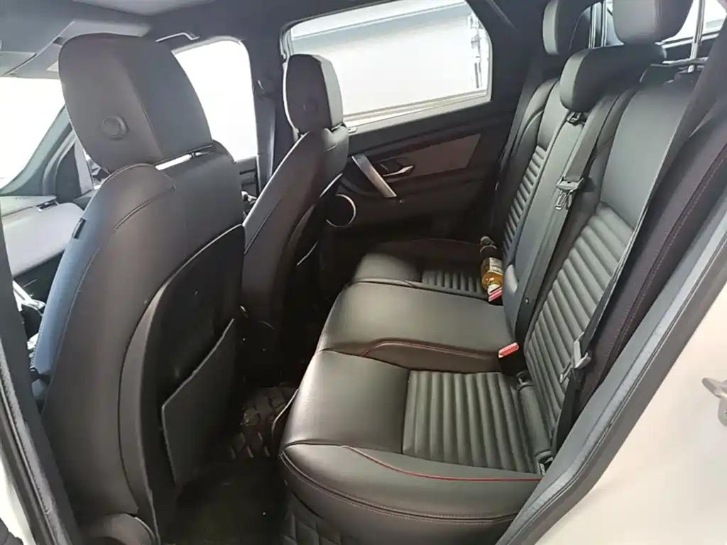 Land Rover Discovery Sport — фото 17