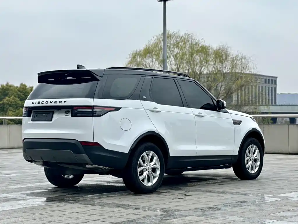 Land Rover Discovery — фото 17
