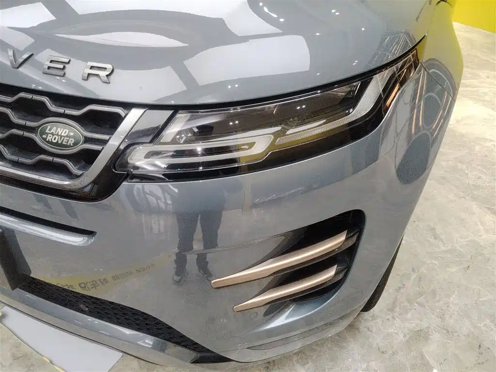 Land Rover Evoque — фото 18