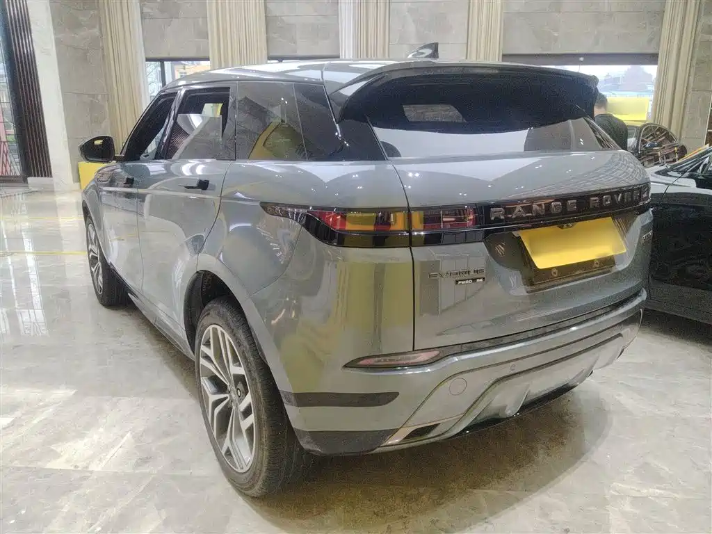 Land Rover Evoque — фото 23