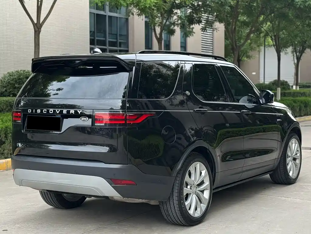 Land Rover Discovery — фото 17