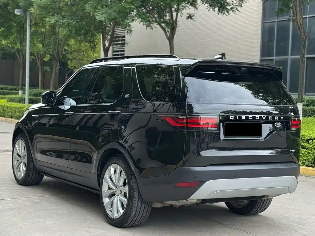 Land Rover Discovery — фото 19
